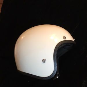 Motor cycle helmet. 1974 RG 9 DOT. White.  Clean